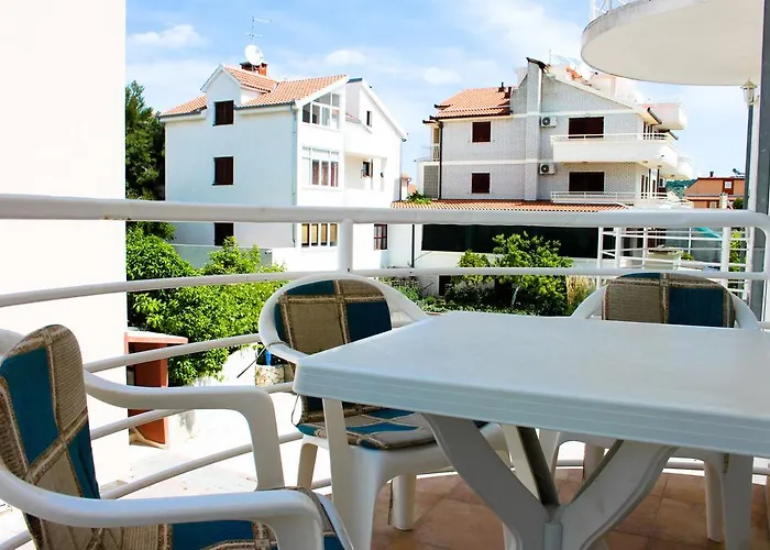 Niko Apartment